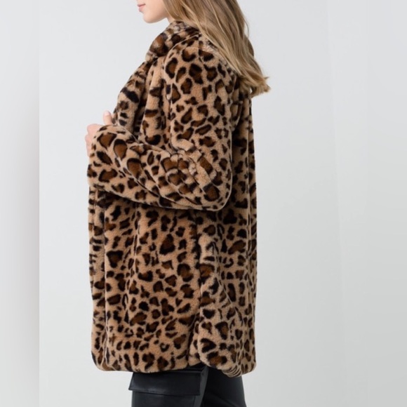 LEOPARD FAUX FUR JACKET/COAT - Picture 3 of 4